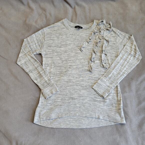 Banana Republic Tops - BANANA REPUBLIC Shirt Womens Medium Gray Long Sleeve Speckled Ruffle Hem